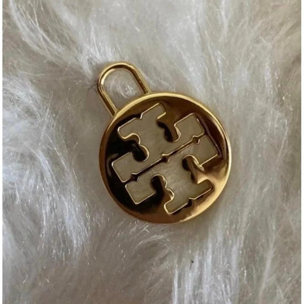 Tory Burch authentic** new